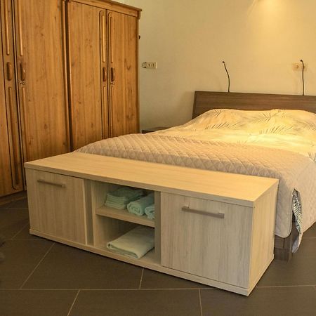 Hoeve Hofgaarde Heers Ngoại thất bức ảnh